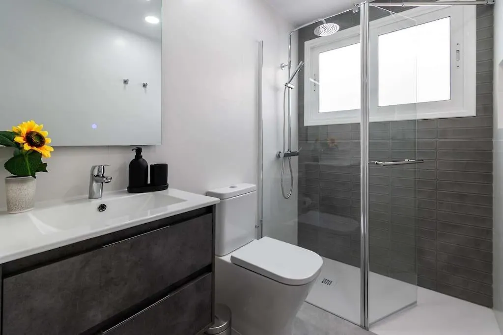 Holiday home Bungalow Con Piscina Comunitaria Y Terraza Privada Chayofa Spain