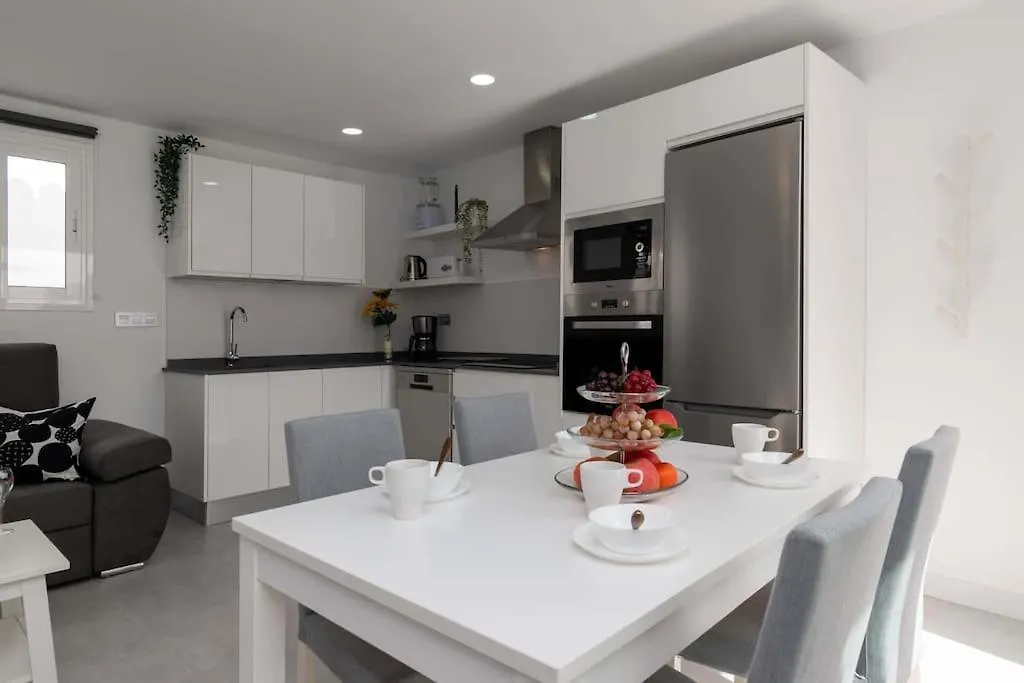 Bungalow Con Piscina Comunitaria Y Terraza Privada Chayofa İspanya