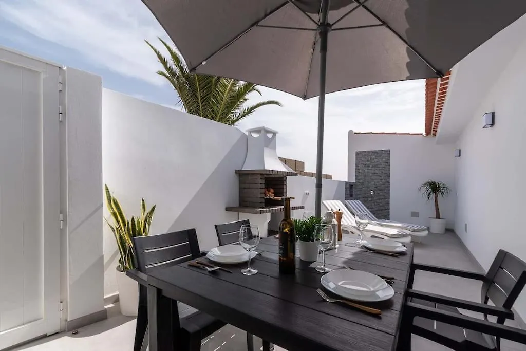 Bungalow Con Piscina Comunitaria Y Terraza Privada Chayofa